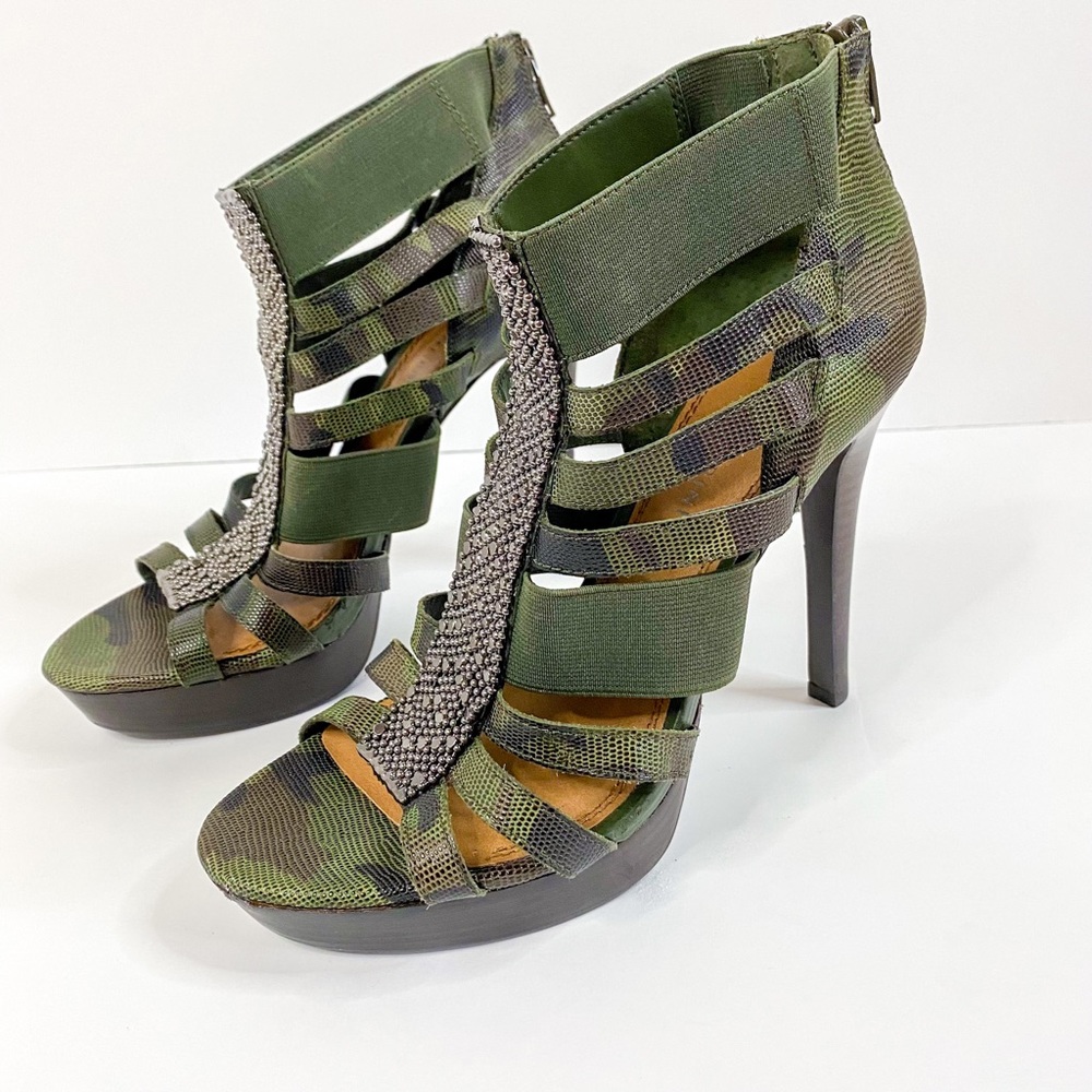 Gianni Bini Camo Platform Heel